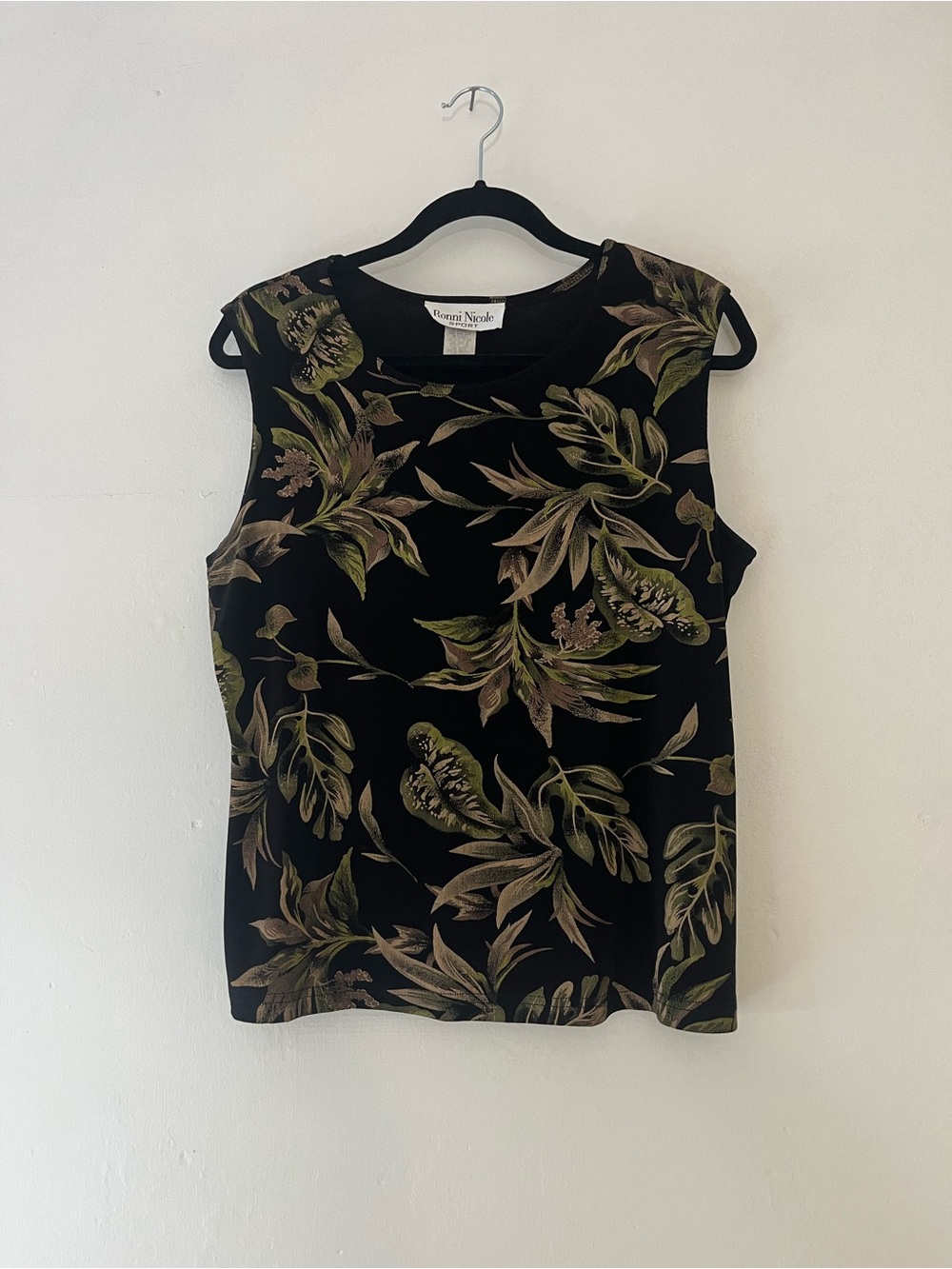Ronni Nicole Sport Blouse